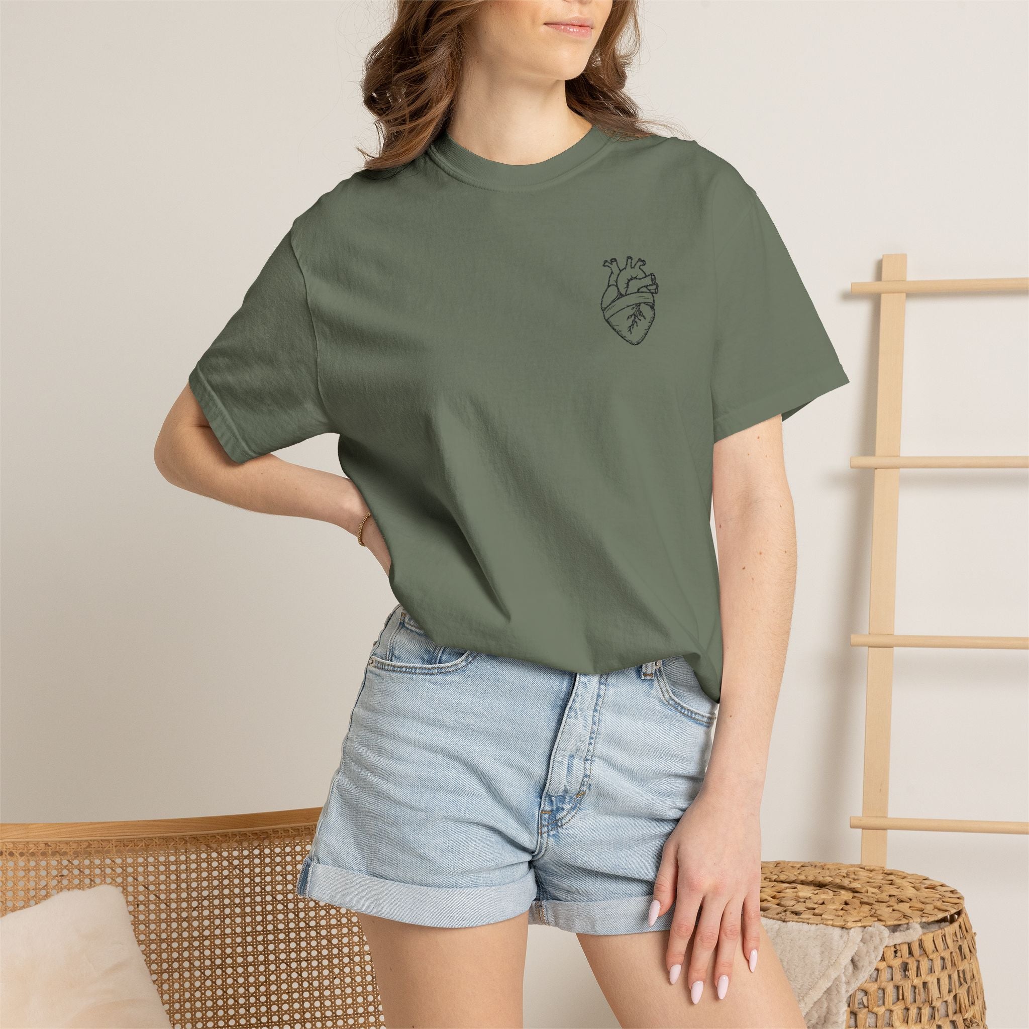 Anatomical Heart Chest Tee — Minimalist Tattoo-Inspired Graphic T-Shirt